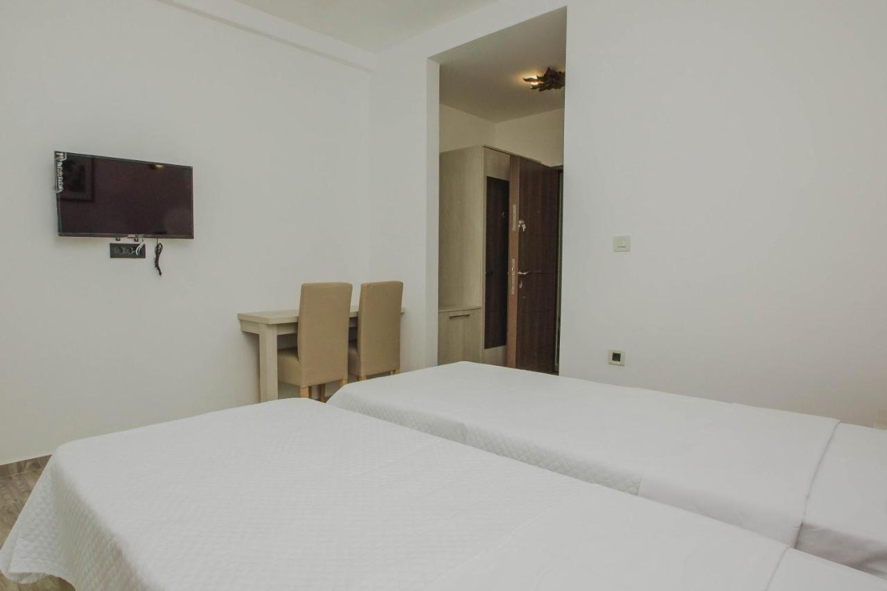 Hotel Dapcevic Cetinje Ngoại thất bức ảnh