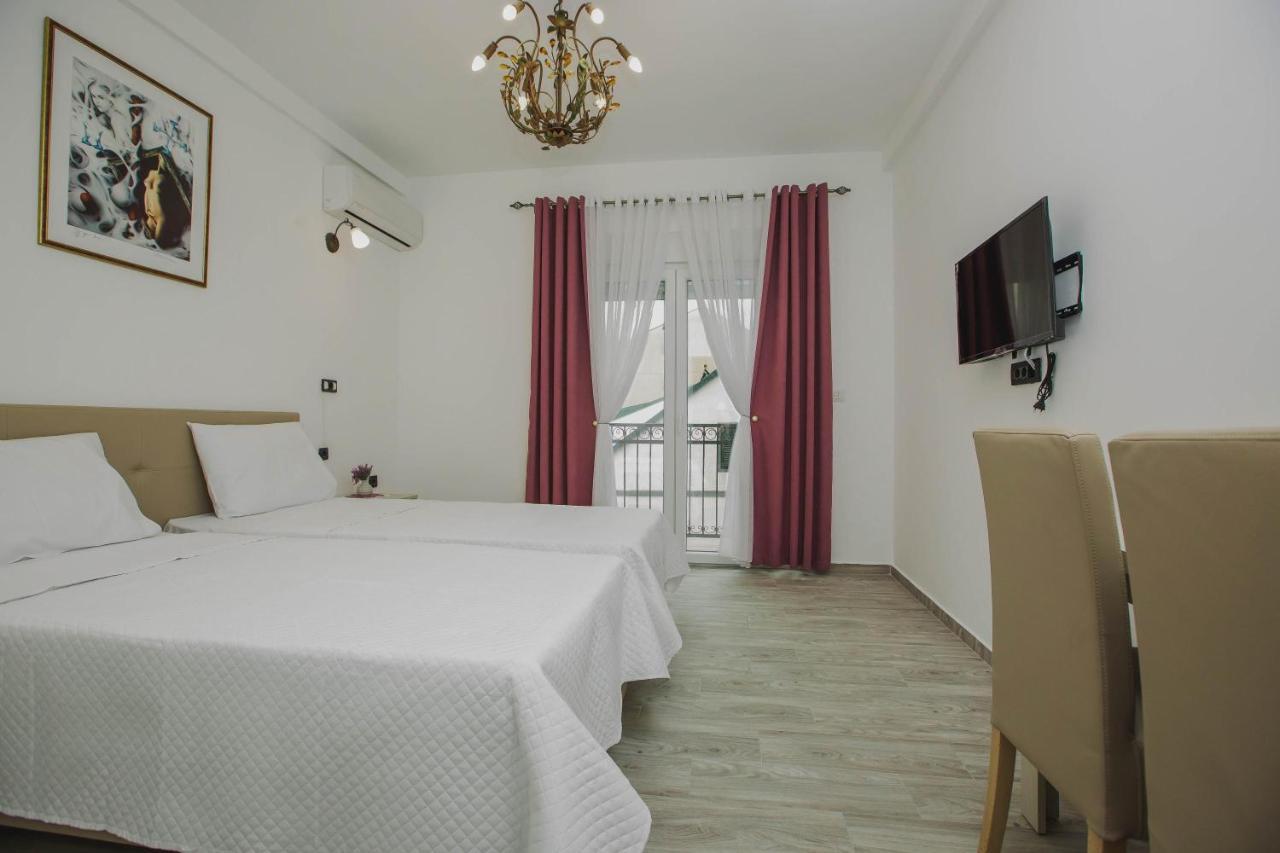 Hotel Dapcevic Cetinje Ngoại thất bức ảnh