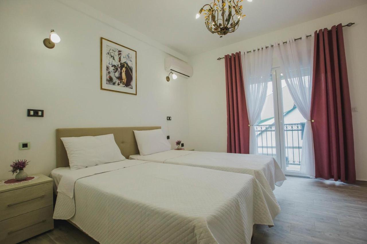 Hotel Dapcevic Cetinje Ngoại thất bức ảnh